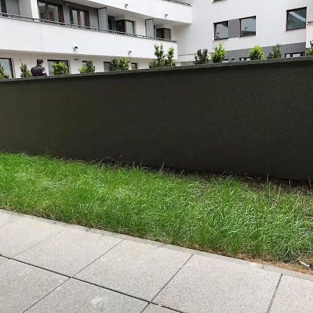 Arkadia, Apartament 3 Pokoje Z Ogrodkiem 公寓