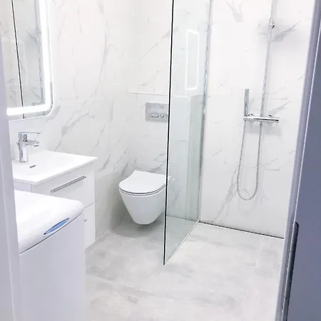 Arkadia, Apartament 3 Pokoje Z Ogrodkiem 公寓 华沙